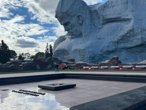 Брестская крепость хранит память